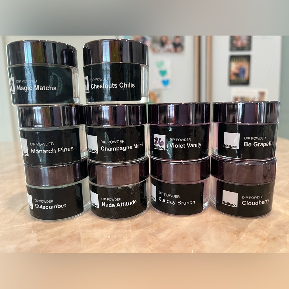 Nailboo dip powder bundle. Chestnut chills